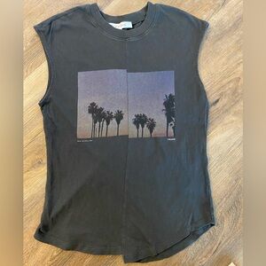 Frame Denim Palm Distressed Muscle tee, size small